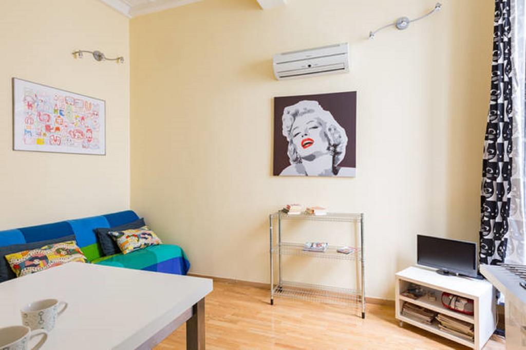 Casa Vacanze Colosseum By Alice Roma Dış mekan fotoğraf