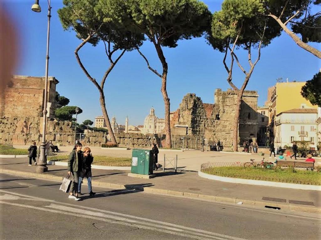 Casa Vacanze Colosseum By Alice Roma Dış mekan fotoğraf