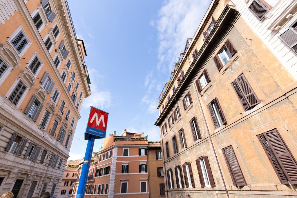 Casa Vacanze Colosseum By Alice Roma Dış mekan fotoğraf