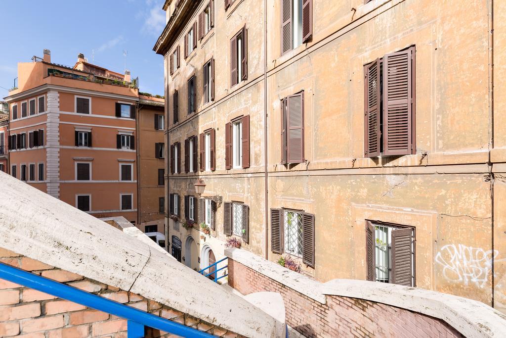 Casa Vacanze Colosseum By Alice Roma Dış mekan fotoğraf